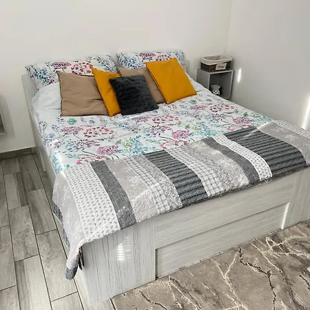 בית אירוח Prazdninovy Dum